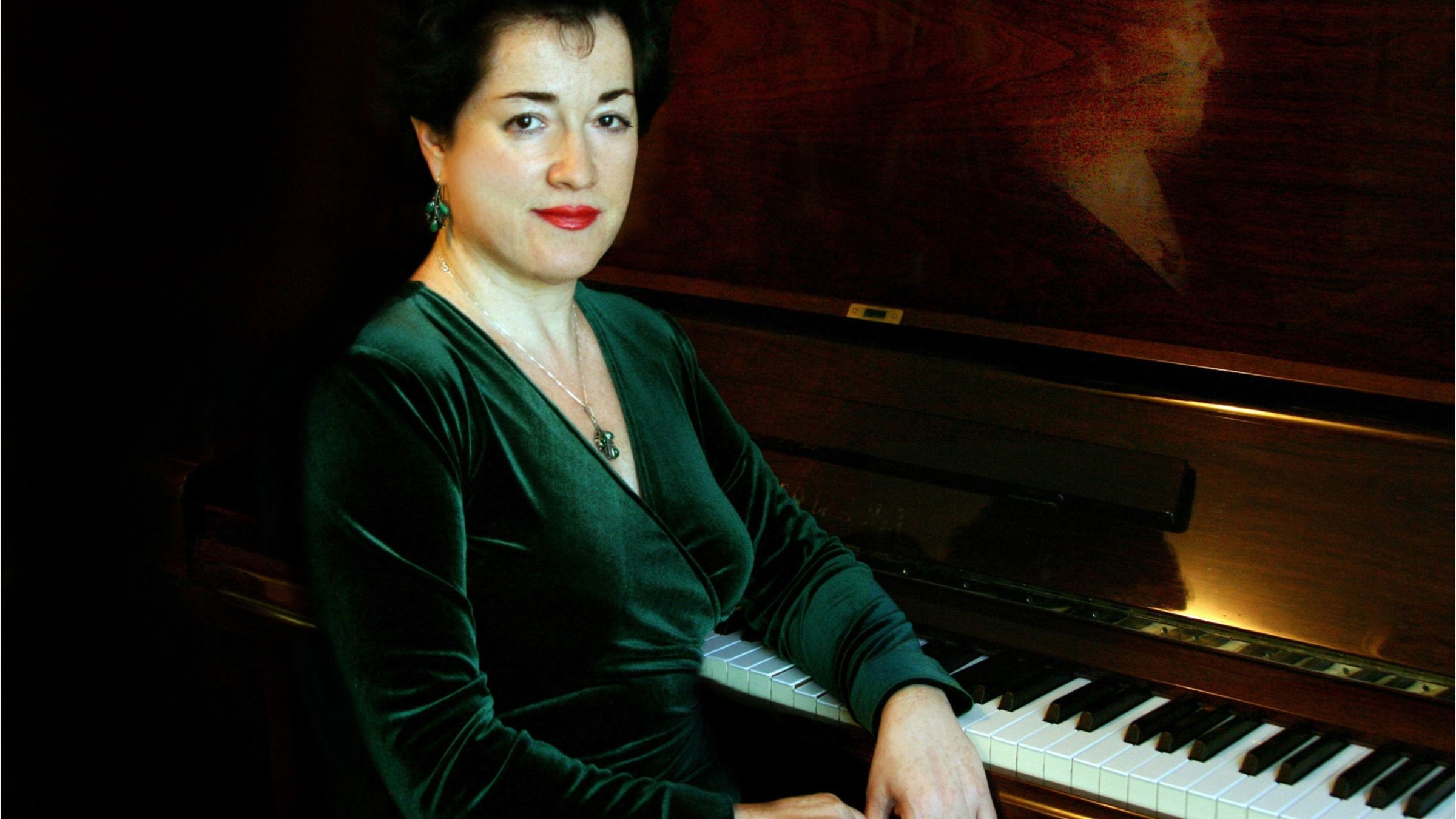 Zoya Shuhatovich - 1 Zoya Shuhatovich - 1